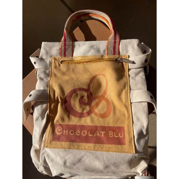 NWT Chocolat Blu Black Vinyl Trim White Leather Handbag One Size - Picture 7 of 9